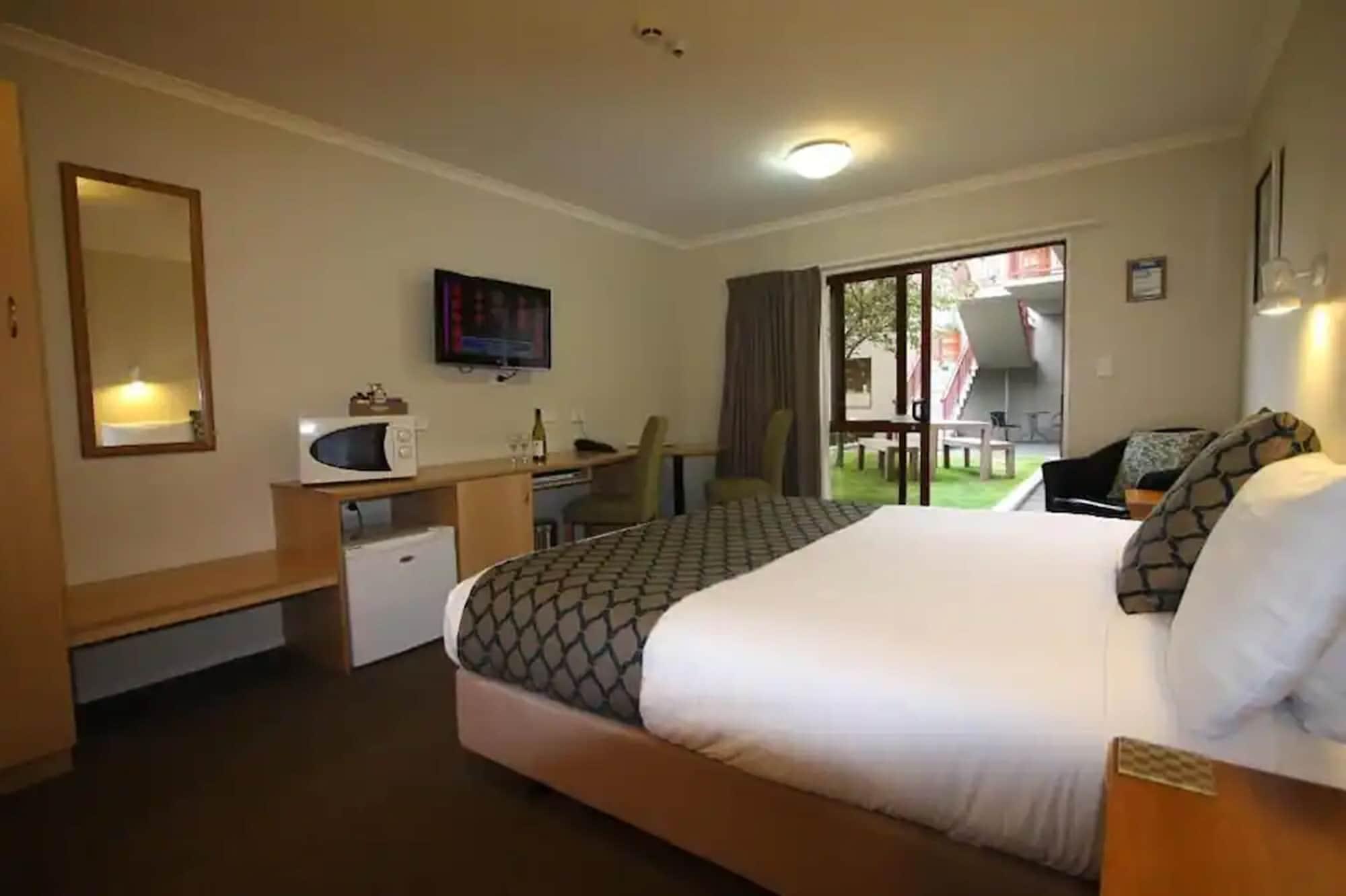 555 Motel Dunedin Extérieur photo