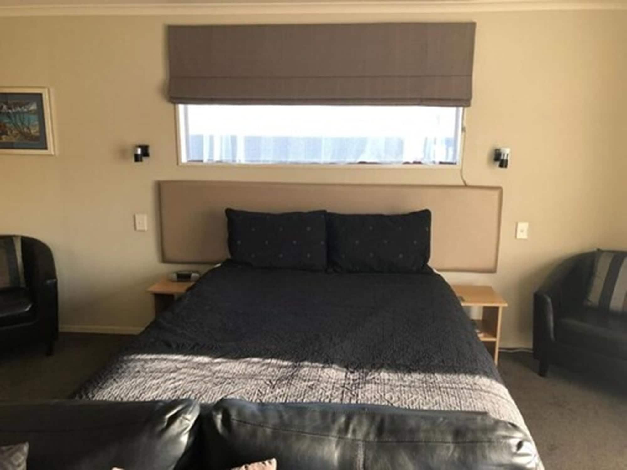 555 Motel Dunedin Extérieur photo
