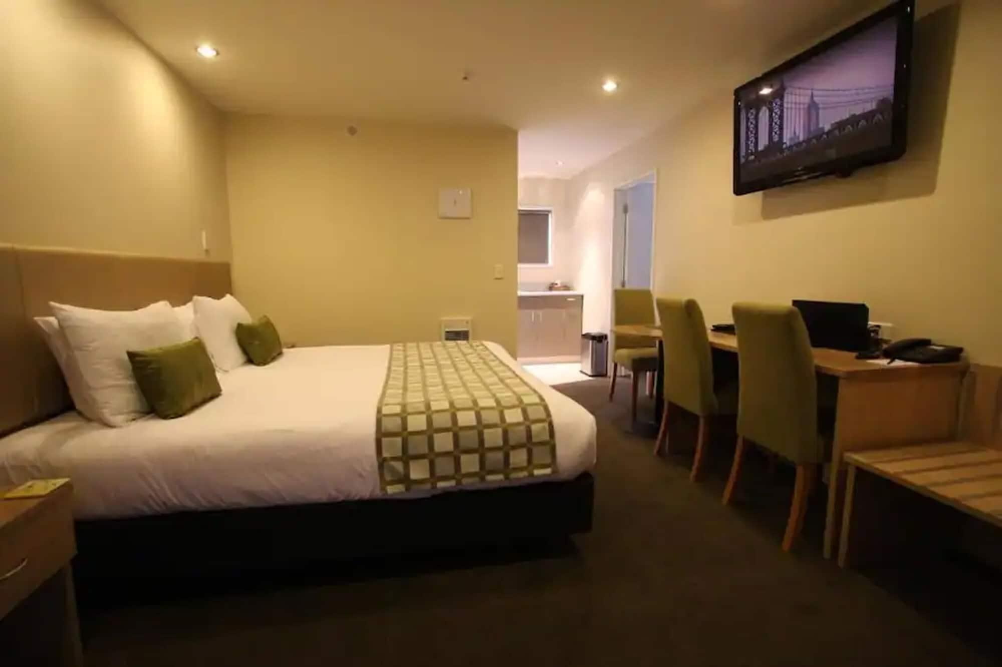 555 Motel Dunedin Extérieur photo