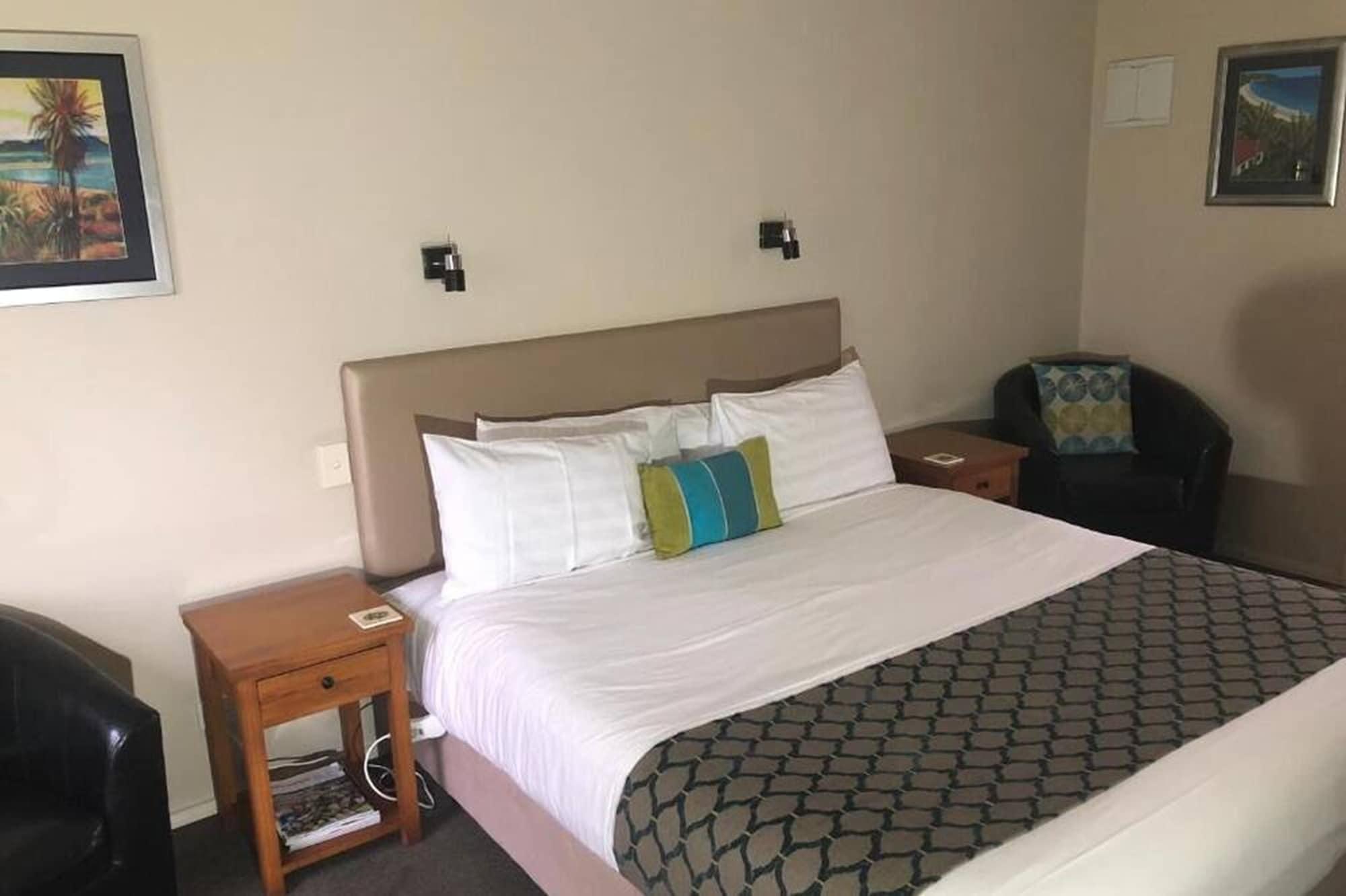 555 Motel Dunedin Extérieur photo