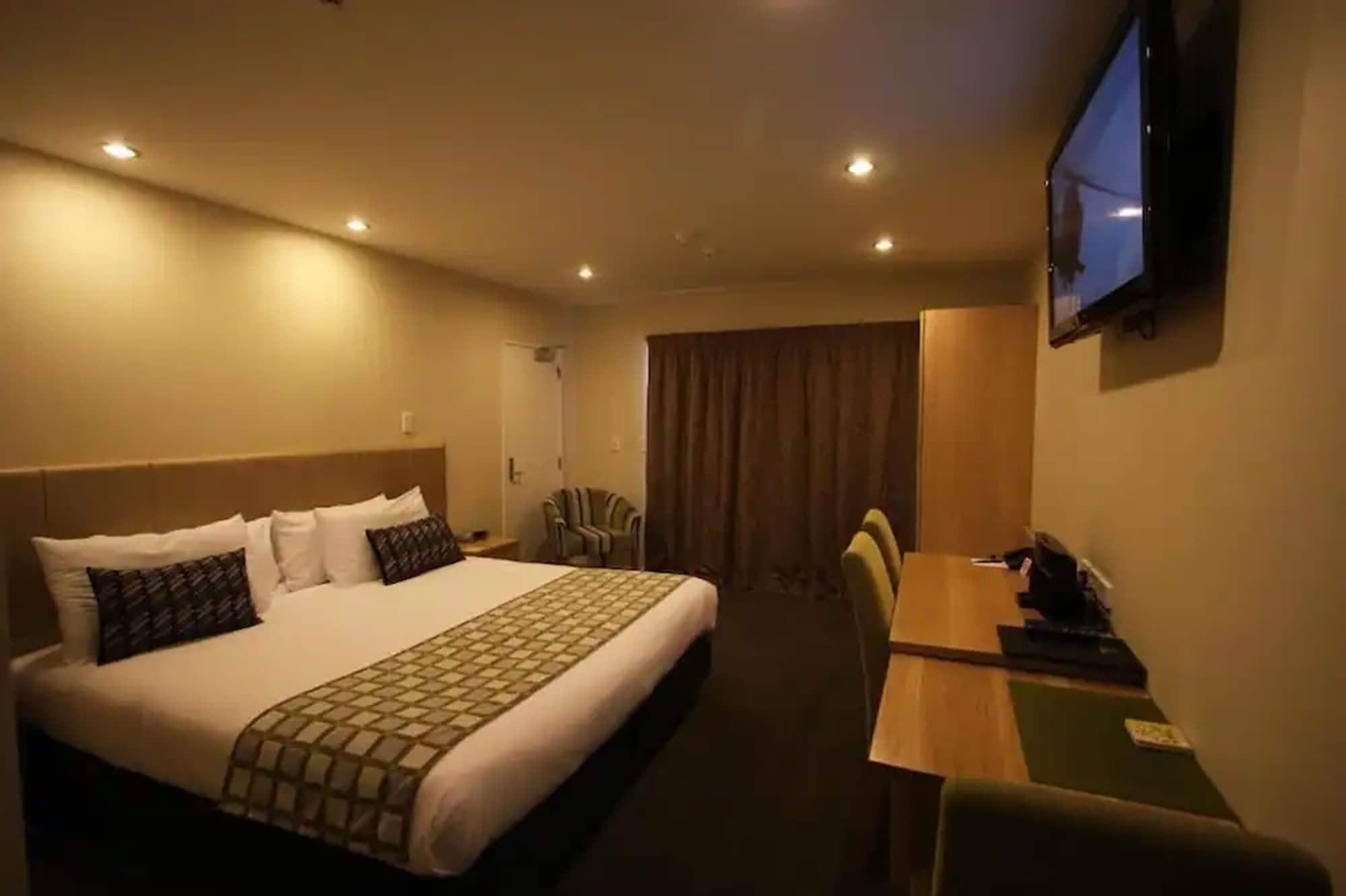 555 Motel Dunedin Extérieur photo