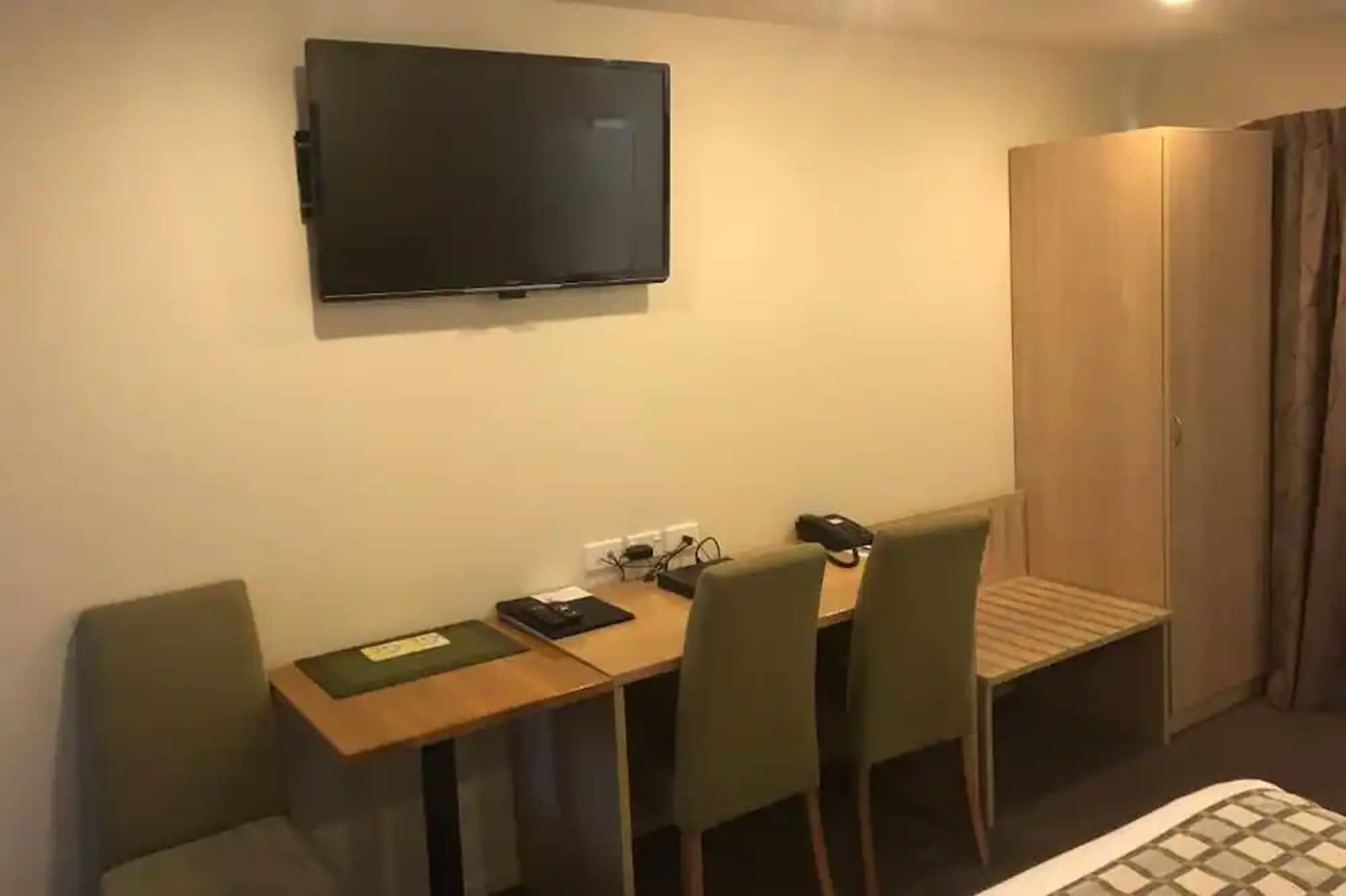 555 Motel Dunedin Extérieur photo