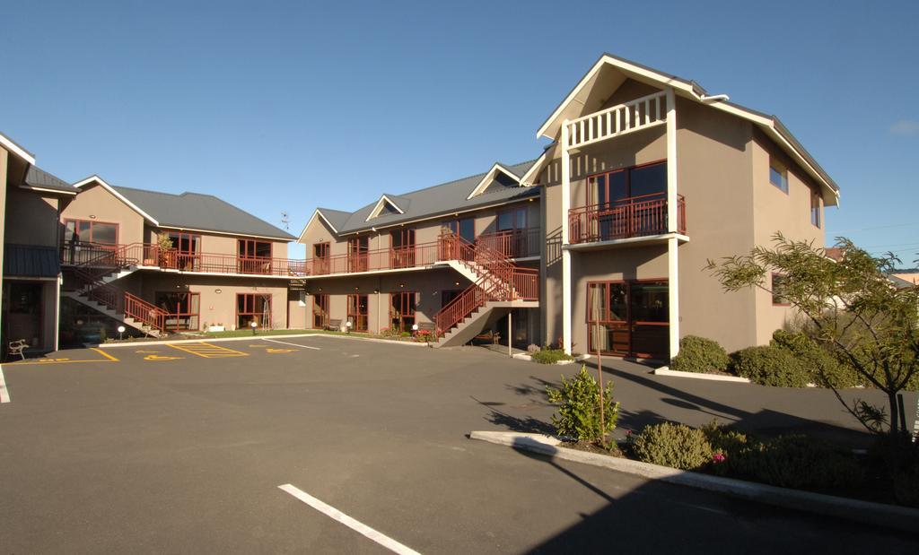 555 Motel Dunedin Extérieur photo