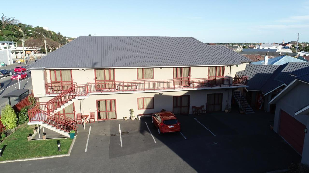 555 Motel Dunedin Extérieur photo
